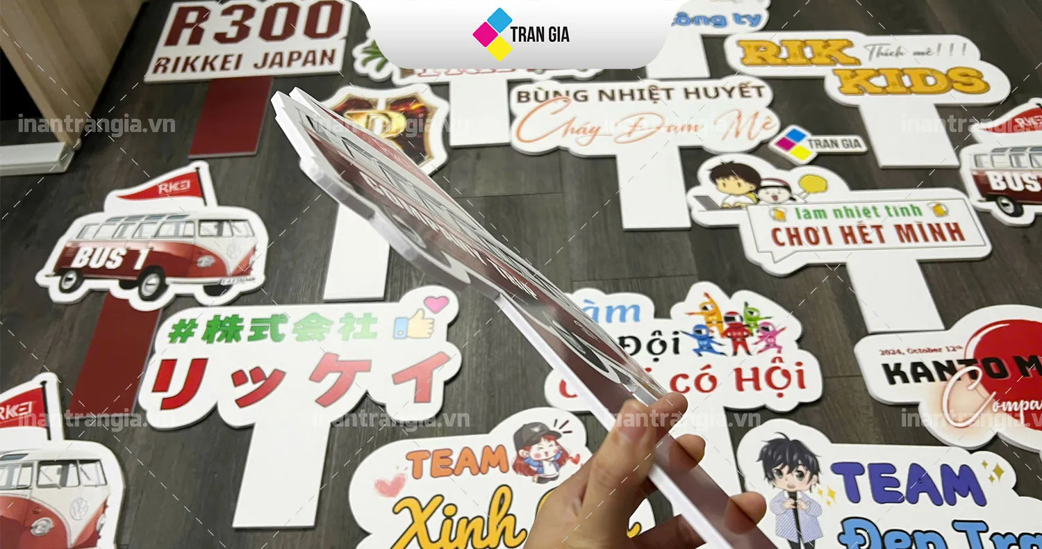 in hashtag cầm tay